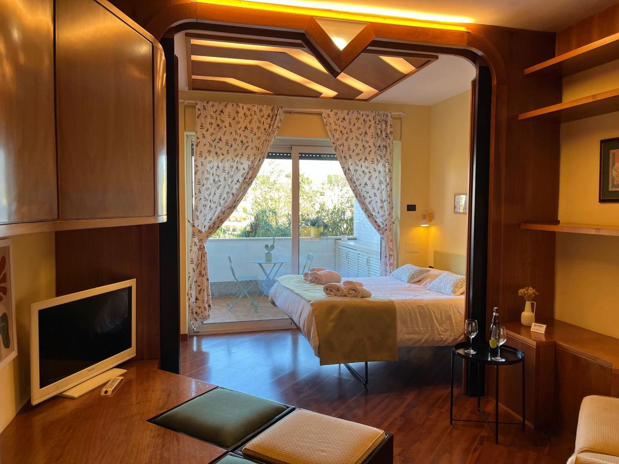 Delmirani's Book - Vatican View Apartment *